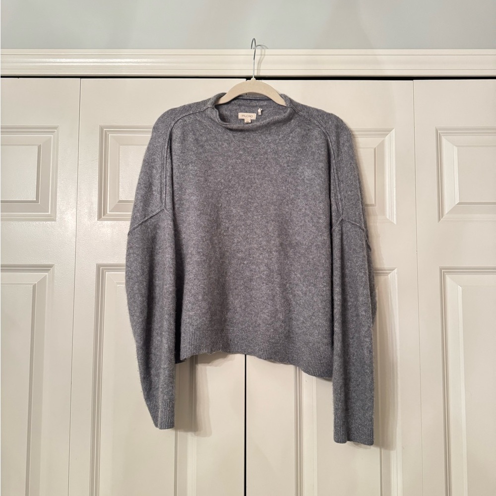 Gray Women's Mock Neck Cashmere Sweater